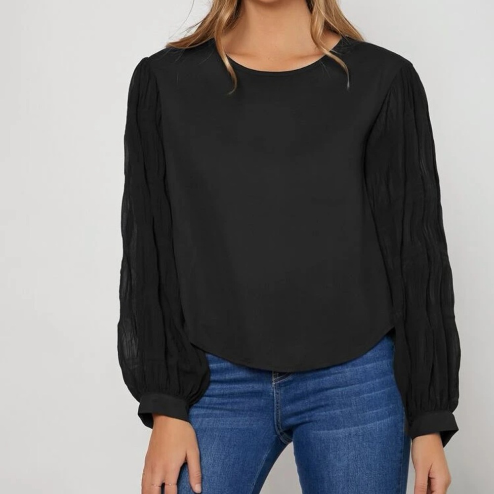 SHEIN crinkle lantern sleeve crop blouse